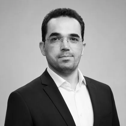 پرتره علی اسماعیل‌پور